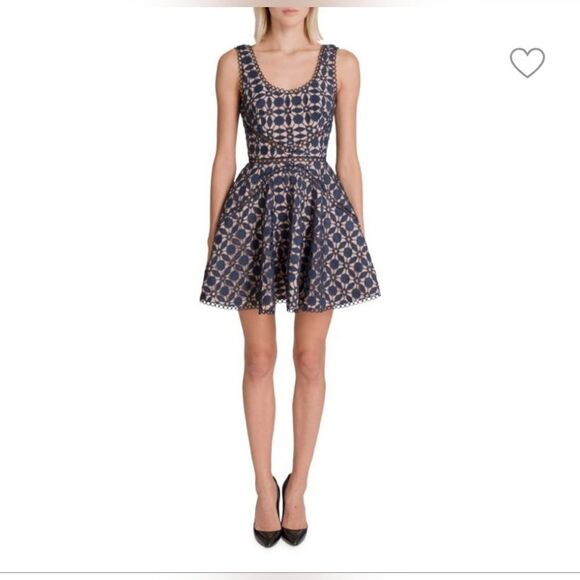 New Sau Lee navy lace fit & flare dress size 8 - Picture 1 of 8